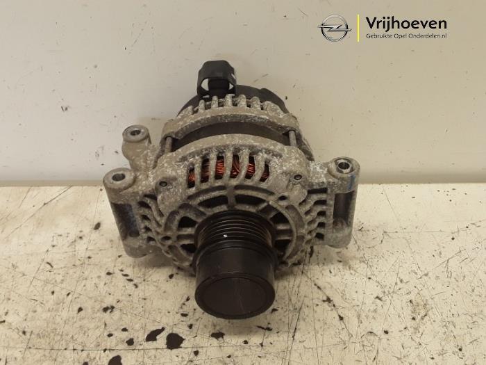 Gebruikte Dynamo Opel Karl 1.0 12V Prijs € 45,00 Margeregeling aangeboden door Autodemontage Vrijhoeven B.V.