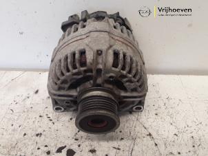 Gebruikte Dynamo Opel Corsa D 1.6i OPC 16V Turbo Prijs € 35,00 Margeregeling aangeboden door Autodemontage Vrijhoeven B.V.