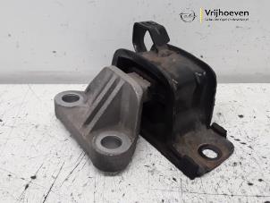 Gebruikte Motorrubber Opel Corsa D 1.0 Prijs € 15,00 Margeregeling aangeboden door Autodemontage Vrijhoeven B.V.