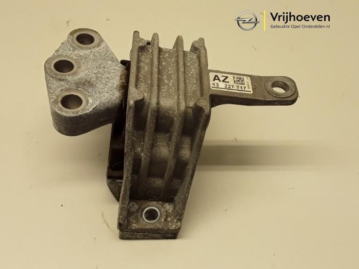 Gebrauchte Motorrubber Opel Insignia 2.0 CDTI 16V 160 Ecotec Preis € 20,00 Margenregelung angeboten von Autodemontage Vrijhoeven B.V.