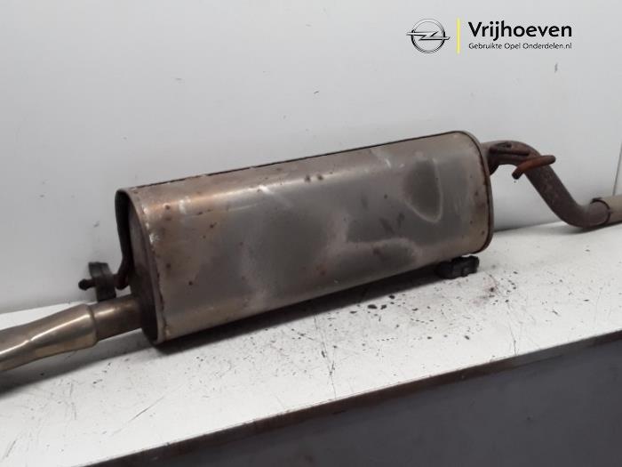 Gebruikte Uitlaat Einddemper Opel Corsa E 1.2 16V Prijs € 30,00 Margeregeling aangeboden door Autodemontage Vrijhoeven B.V.