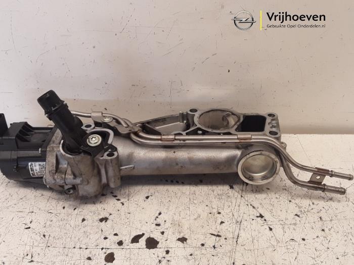 Gebruikte EGR module Opel Combo 1.6 CDTI 16V Prijs € 120,00 Margeregeling aangeboden door Autodemontage Vrijhoeven B.V.