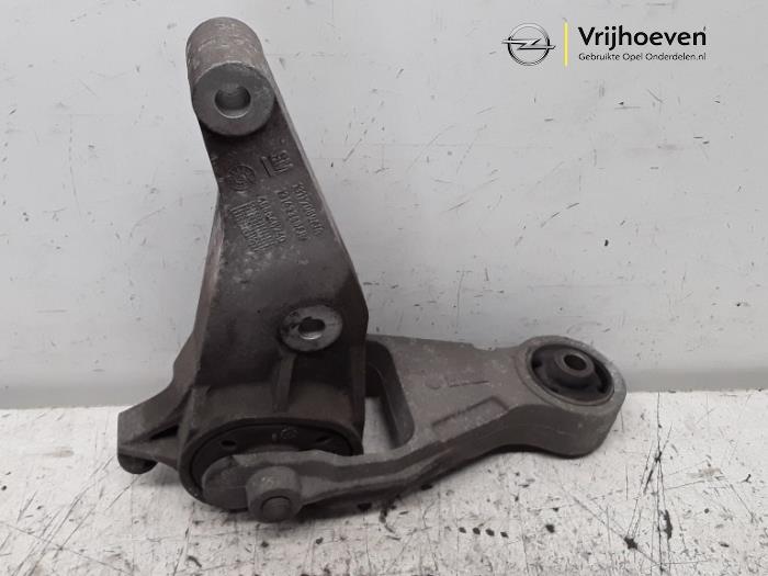 Gebruikte Motorrubber Opel Meriva (A) 1.6 16V Prijs € 25,00 Margeregeling aangeboden door Autodemontage Vrijhoeven B.V.