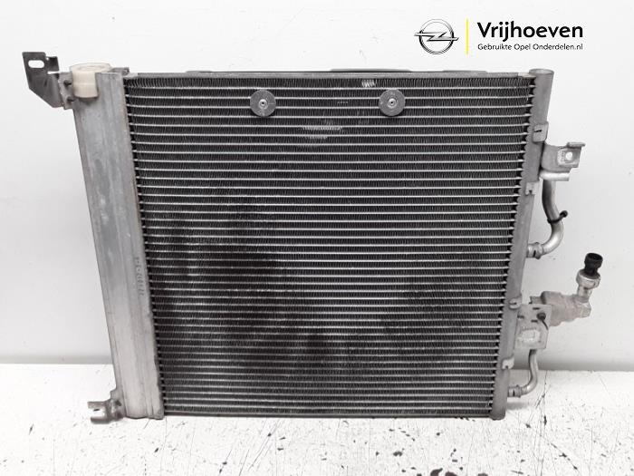 Gebruikte Airco Condensor Opel Zafira (M75) 1.7 CDTi 16V Prijs € 75,00 Margeregeling aangeboden door Autodemontage Vrijhoeven B.V.