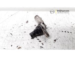 Gebruikte Sensor Nokkenas Opel Corsa D 1.3 CDTi 16V ecoFLEX Prijs € 20,00 Margeregeling aangeboden door Autodemontage Vrijhoeven B.V.
