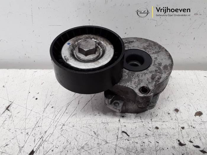 Gebruikte Spanner multiriem Opel Corsa D 1.3 CDTi 16V ecoFLEX Prijs € 30,00 Margeregeling aangeboden door Autodemontage Vrijhoeven B.V.