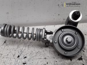 Gebruikte Spanner multiriem Opel Corsa E 1.4 16V Prijs € 20,00 Margeregeling aangeboden door Autodemontage Vrijhoeven B.V.