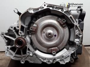 Gebruikte Automaatbak Opel Astra J Sports Tourer (PD8/PE8/PF8) 1.6 16V Prijs € 1.200,00 Margeregeling aangeboden door Autodemontage Vrijhoeven B.V.