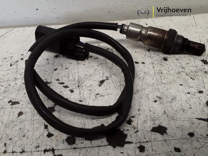 Gebruikte Lambda Sonde Opel Combo 1.3 CDTI 16V ecoFlex Prijs € 15,00 Margeregeling aangeboden door Autodemontage Vrijhoeven B.V.