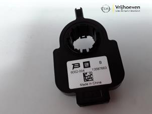 Gebruikte Gier sensor Opel Cascada 2.0 CDTI 16V Prijs € 30,00 Margeregeling aangeboden door Autodemontage Vrijhoeven B.V.