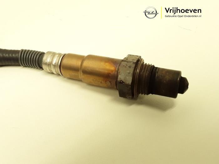 Lambda Sonde van een Vauxhall Mokka/Mokka X 1.7 CDTI 16V 4x2 2014