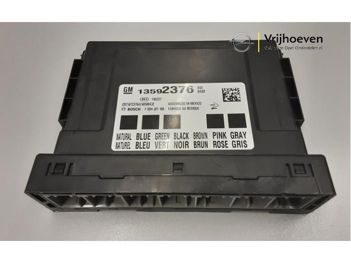 Gebruikte Bodycontrol Module Opel Insignia 2.0 CDTI 16V 120 ecoFLEX Prijs € 80,00 Margeregeling aangeboden door Autodemontage Vrijhoeven B.V.