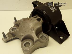 Gebruikte Motorsteun Opel Mokka X 1.4 Turbo 16V Prijs € 40,00 Margeregeling aangeboden door Autodemontage Vrijhoeven B.V.