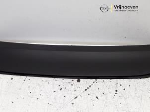 Gebruikte Diffuser achterbumper Opel Mokka/Mokka X 1.4 Turbo 16V Bi-Fuel ecoFLEX 4x2 Prijs € 15,00 Margeregeling aangeboden door Autodemontage Vrijhoeven B.V.