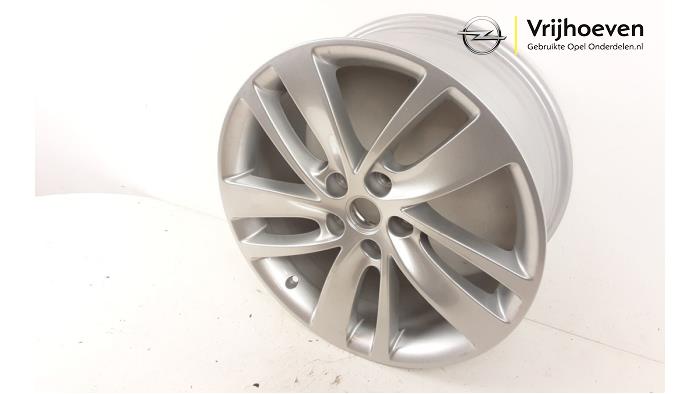 Velg van een Opel Astra J GTC (PD2/PF2)  2019