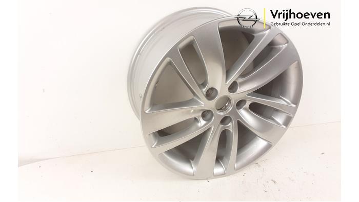 Velg van een Opel Astra J GTC (PD2/PF2)  2019