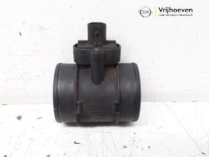 Gebruikte Luchtmassameter Opel Corsa E 1.3 CDTi 16V ecoFLEX Prijs € 15,00 Margeregeling aangeboden door Autodemontage Vrijhoeven B.V.