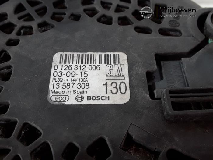 Dynamo van een Opel Astra K 1.4 Turbo 16V 2015