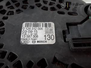 Dynamo van een Opel Astra K 1.4 Turbo 16V 2015