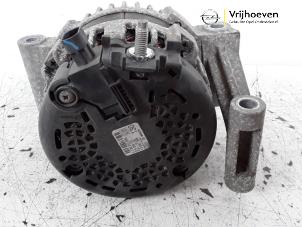 Dynamo van een Opel Astra K 1.4 Turbo 16V 2015