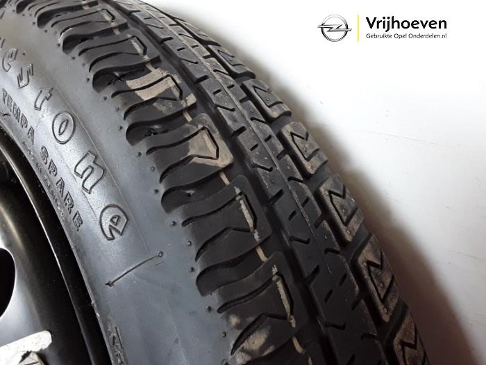 Thuiskomer van een Opel Vectra C Caravan 2.2 DIG 16V 2004