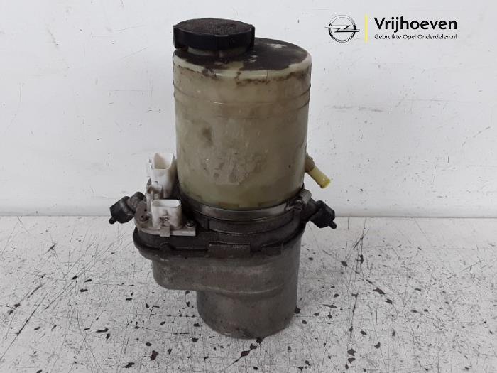 Gebruikte Servopomp Opel Vectra C Caravan 2.2 DIG 16V Prijs € 75,00 Margeregeling aangeboden door Autodemontage Vrijhoeven B.V.