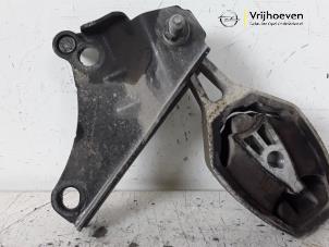 Gebruikte Motorrubber Opel Crossland (X) 1.2 12V Euro 6d-temp Prijs € 25,00 Margeregeling aangeboden door Autodemontage Vrijhoeven B.V.