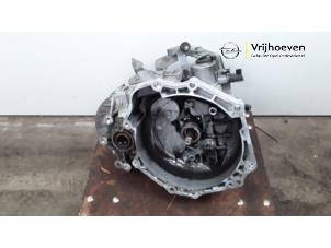 Gebruikte Versnellingsbak Opel Mokka/Mokka X 1.6 CDTI 16V 4x2 Prijs € 500,00 Margeregeling aangeboden door Autodemontage Vrijhoeven B.V.