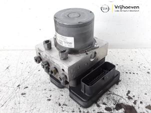 Gebruikte ABS Pomp Opel Astra K 1.4 Turbo 16V Prijs € 80,00 Margeregeling aangeboden door Autodemontage Vrijhoeven B.V.