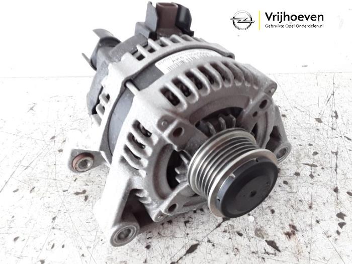 Dynamo van een Opel Corsa E 1.4 16V 2018