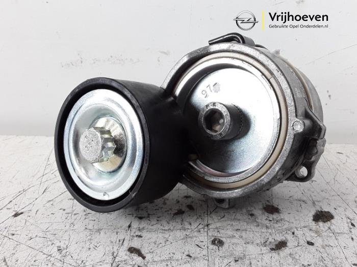 Gebruikte Spanner multiriem Opel Crossland (X) 1.2 Turbo 12V Prijs € 25,00 Margeregeling aangeboden door Autodemontage Vrijhoeven B.V.