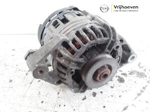 Gebruikte Dynamo Opel Astra G (F08/48) 1.7 DTL Prijs € 40,00 Margeregeling aangeboden door Autodemontage Vrijhoeven B.V.