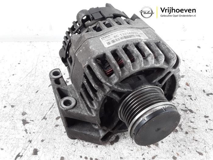 Gebruikte Dynamo Opel Corsa D 1.3 CDTi 16V ecoFLEX Prijs € 30,00 Margeregeling aangeboden door Autodemontage Vrijhoeven B.V.