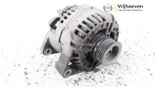 Gebruikte Alternator Opel Astra H (L48) 1.4 16V Twinport Prijs € 30,00 Margeregeling aangeboden door Autodemontage Vrijhoeven B.V.