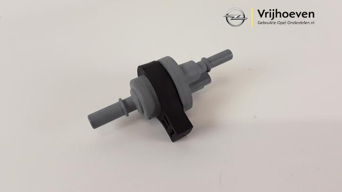 Gebruikte Evap klep Opel Grandland (X) 1.2 Turbo 12V Prijs € 15,00 Margeregeling aangeboden door Autodemontage Vrijhoeven B.V.