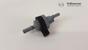 Gebruikte Evap klep Opel Grandland (X) 1.2 Turbo 12V Prijs € 15,00 Margeregeling aangeboden door Autodemontage Vrijhoeven B.V.