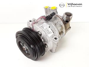 Gebruikte Pomp Airco Opel Astra K 1.0 Turbo 12V Prijs € 50,00 Margeregeling aangeboden door Autodemontage Vrijhoeven B.V.