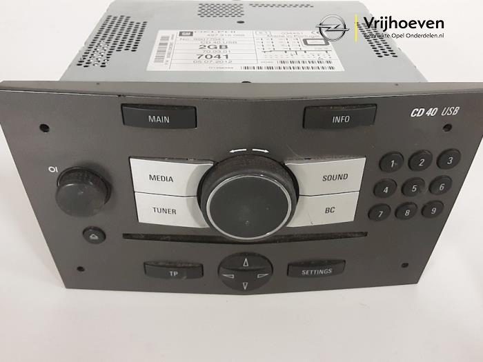 Radio module van een Vauxhall Antara 2.2 CDTI 16V 4x2 2013