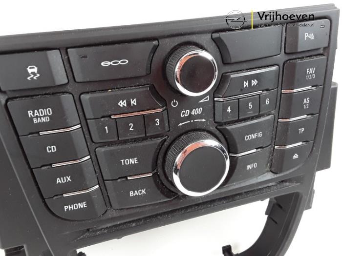 Radiobedienings paneel van een Opel Meriva 1.3 CDTI 16V 2013