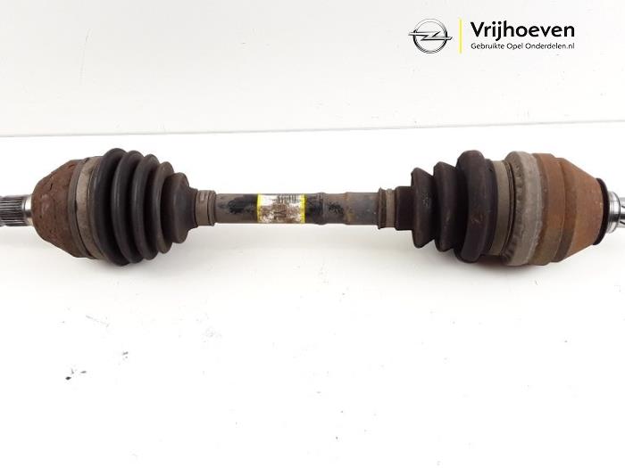 Gebruikte Steekas links-voor Opel Meriva (B) 1.3 CDTI 16V Prijs € 60,00 Margeregeling aangeboden door Autodemontage Vrijhoeven B.V.