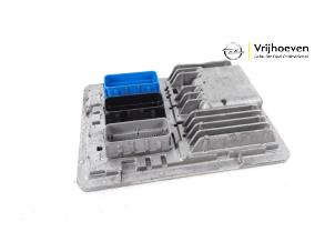 Gebruikte Computer Motormanagement Opel Astra K 1.0 Turbo 12V Prijs € 100,00 Margeregeling aangeboden door Autodemontage Vrijhoeven B.V.