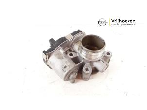 Gebruikte Gasklephuis Opel Astra K 1.0 Turbo 12V Prijs € 30,00 Margeregeling aangeboden door Autodemontage Vrijhoeven B.V.