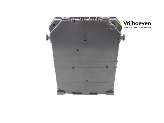 Computer Body Control van een Opel Grandland (X) 1.6 CDTi 120 2018