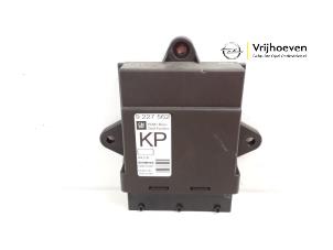Gebruikte Deur module Opel Vectra C GTS 1.8 16V Prijs € 30,00 Margeregeling aangeboden door Autodemontage Vrijhoeven B.V.