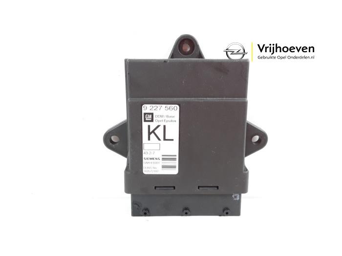 Gebruikte Deur module Opel Vectra C GTS 1.8 16V Prijs € 25,00 Margeregeling aangeboden door Autodemontage Vrijhoeven B.V.