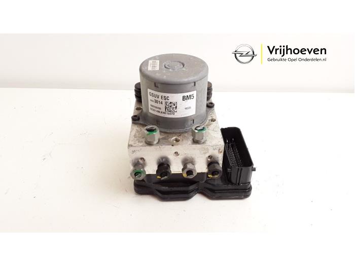 Gebruikte ABS Pomp Opel Mokka X 1.4 Turbo 16V Prijs € 200,00 Margeregeling aangeboden door Autodemontage Vrijhoeven B.V.