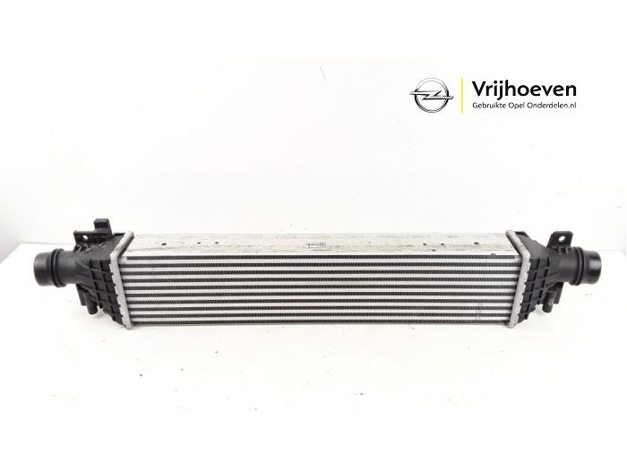 Gebruikte Intercooler Opel Mokka X 1.4 Turbo 16V Prijs € 125,00 Margeregeling aangeboden door Autodemontage Vrijhoeven B.V.