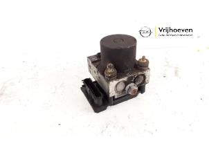 Gebruikte ABS Pomp Opel Corsa C (F08/68) 1.2 16V Prijs € 20,00 Margeregeling aangeboden door Autodemontage Vrijhoeven B.V.