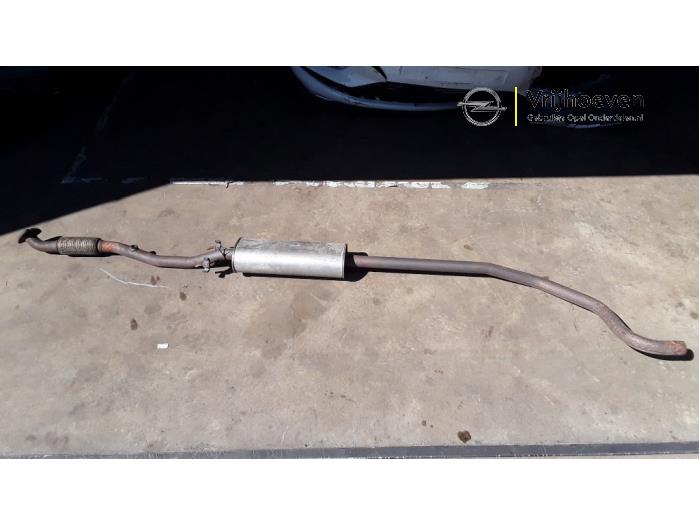 Gebruikte Uitlaat Middendemper Opel Corsa D 1.4 16V Twinport Prijs € 30,00 Margeregeling aangeboden door Autodemontage Vrijhoeven B.V.