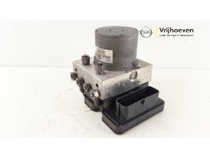 Gebruikte ABS Pomp Opel Astra K 1.4 Turbo 16V Prijs € 80,00 Margeregeling aangeboden door Autodemontage Vrijhoeven B.V.
